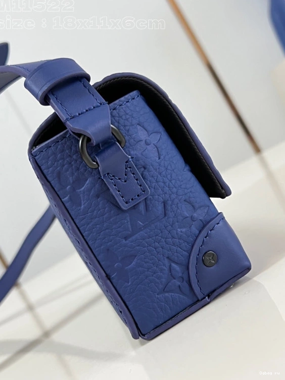 Wearable Wallet-18*11*6.5CM VUITTON LOUIS Steamer 0726